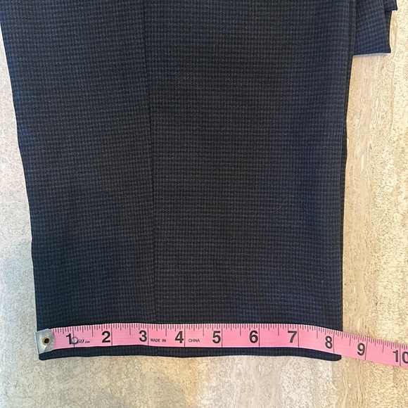 Sand- Men’s navy pants - Picture 8 of 10